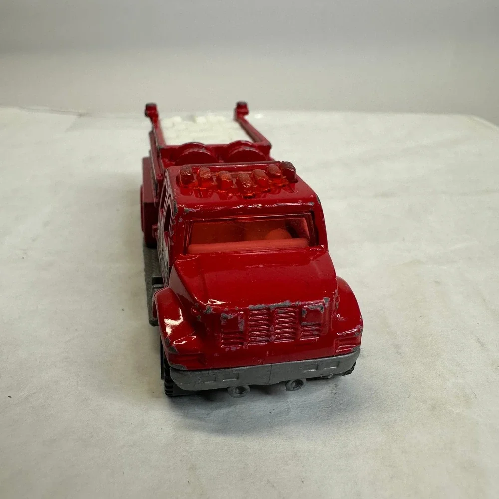 Matchbox International Pumper Fire‎ Truck Red Diecast 1100 Scale MB379